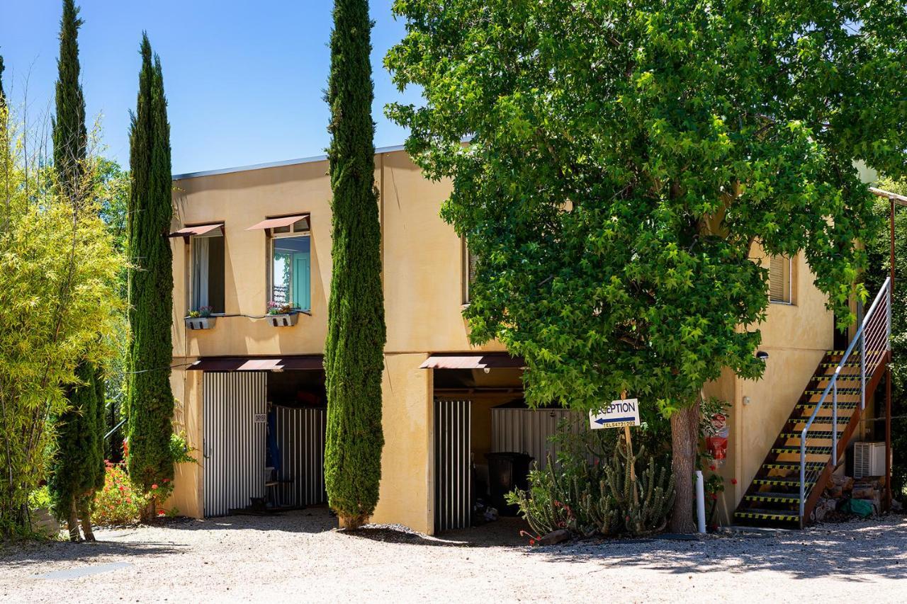 The Albion Motel Castlemaine Exterior photo